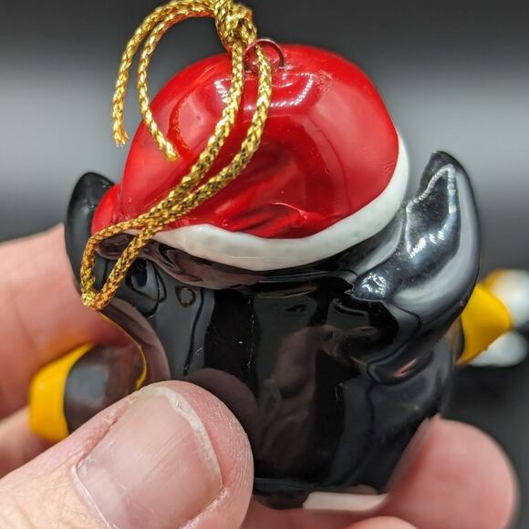 4 Vintage Penguin Christmas Ornaments Holiday Ceramic Cutesy Playful Japan? - Picture 6 of 16